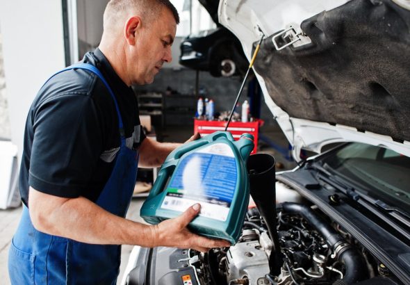 5w30 engine oil is formulated